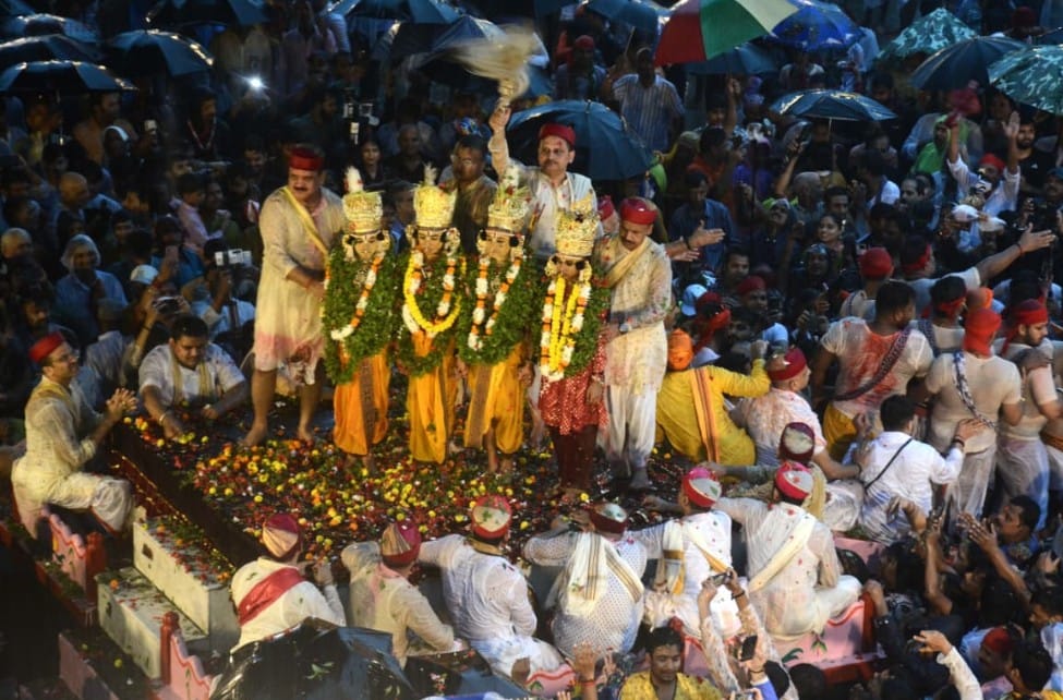 https://admin.thefrontfaceindia.in/uploads/586078359_IMG-20251003-WA0008.jpg